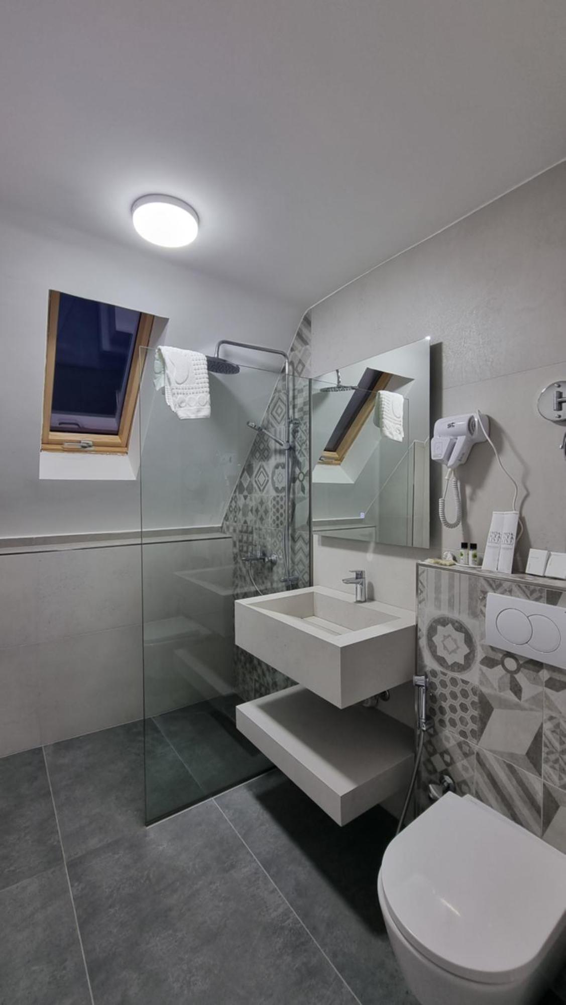 Hotel Luciano Струга Екстериор снимка